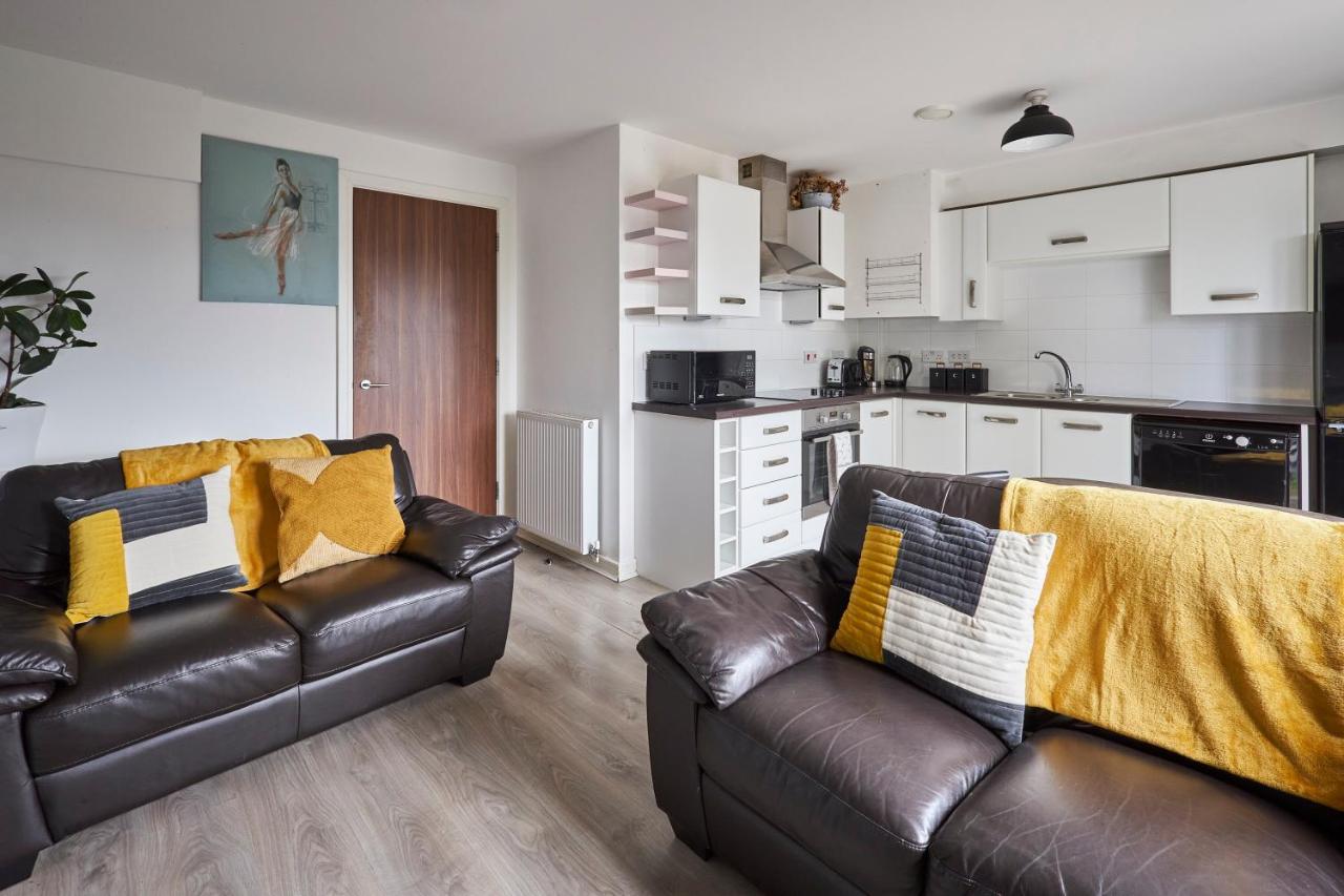 Host & Stay - London Avenue กลาสโกว์ ภายนอก รูปภาพ