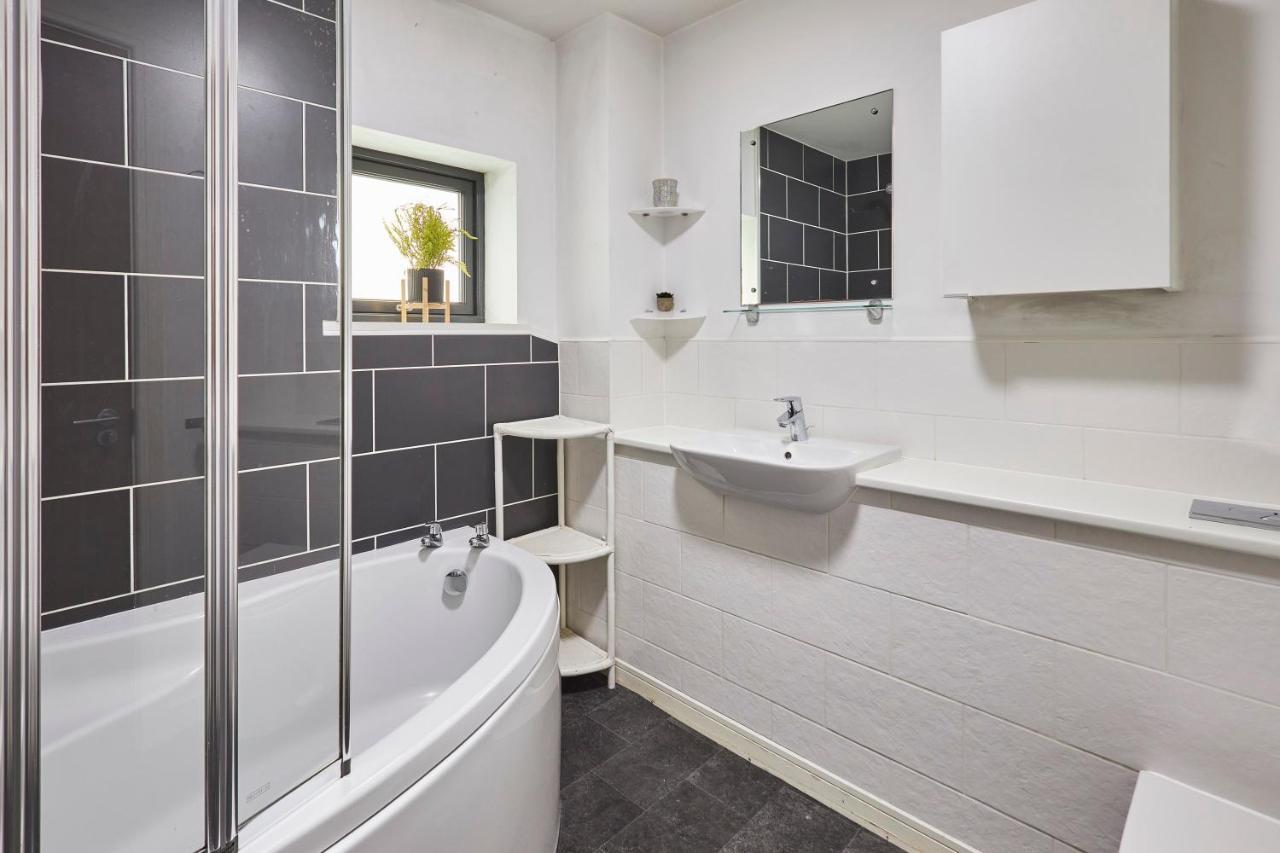 Host & Stay - London Avenue กลาสโกว์ ภายนอก รูปภาพ